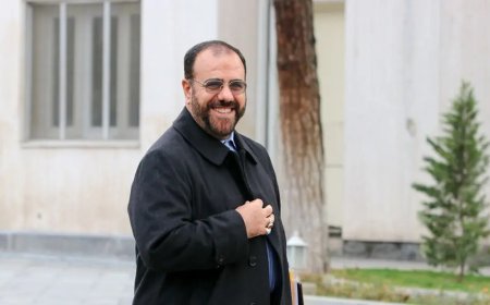 پاسخ قاطع به یک شایعه؛ امیری، استاندار فارس می‌ماند