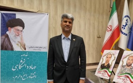 پرورش ریزجلبک‌ها، راهکاری پایدار برای تأمین انرژی در هرمزگان