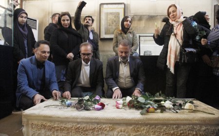رخ در نقاب پارس