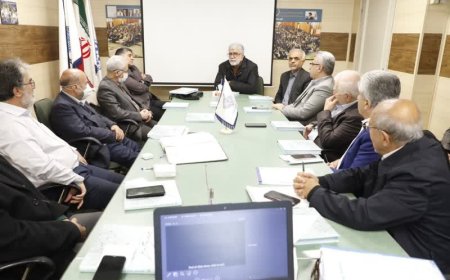 اعلام آمادگی فرمانده انتظامی در راستای همکاری بیش از پیش با مجمع خیرین تامین سلامت فارس