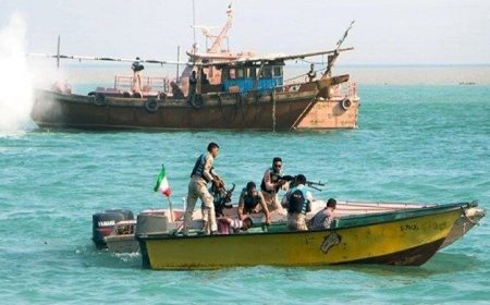 شناور قاچاق‌بر در آبهای بوشهر توقیف شد