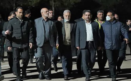 بازدید شبانه مدیریت شهری از ستاد اسکان مسافران نوروزی شمال غرب شیراز واقع در نمایشگاه بین‌المللی شهرک گلستان