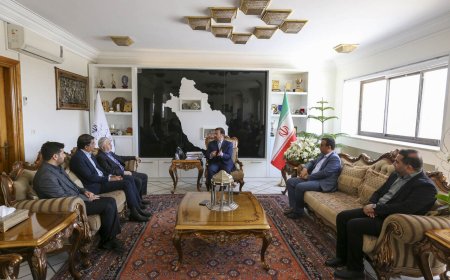 استاندار فارس : نوروز نماد همبستگی و یکی از عوامل ایجاد وحدت در میان مردم است
