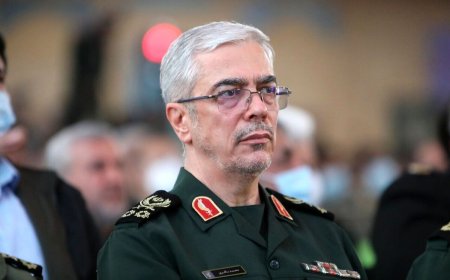 پیام نوروزی سرلشکر باقری از تخت جمشید به ملت ایران