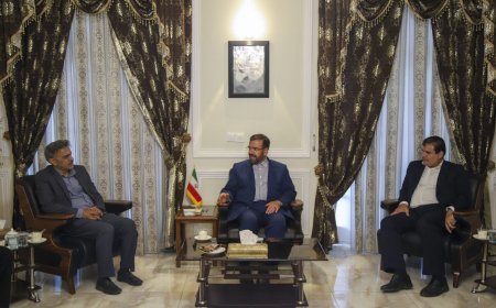 خلاقیت آموزشی و حفظ حرمت معلم؛ راهبرد استاندار فارس برای تربیت نسل آینده‌ساز
