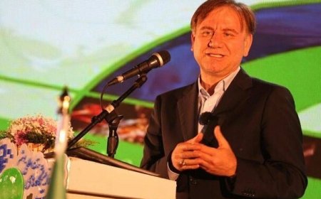 استاندار بوشهر تاکید کرد مقابله جدی با آسیب‌های اجتماعی در استان بوشهر