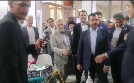 دیدار استاندار فارس  با نماینده مردم کرمان در نمایشگاه اکسپو 2025 تهران