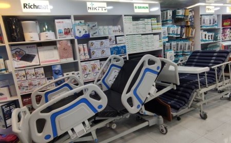 وزیر بهداشت دستور ارسال فوری تجهیزات پزشکی به هرمزگان را صادر کرد