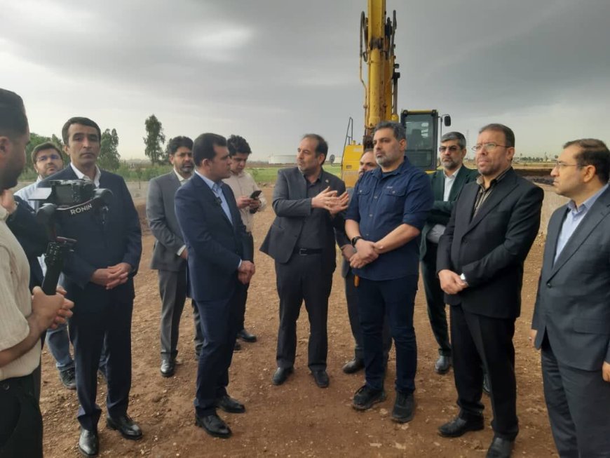 بازدید معاون علمی و فناوری رییس جمهور از یک شرکت دانش بنیان در اهواز