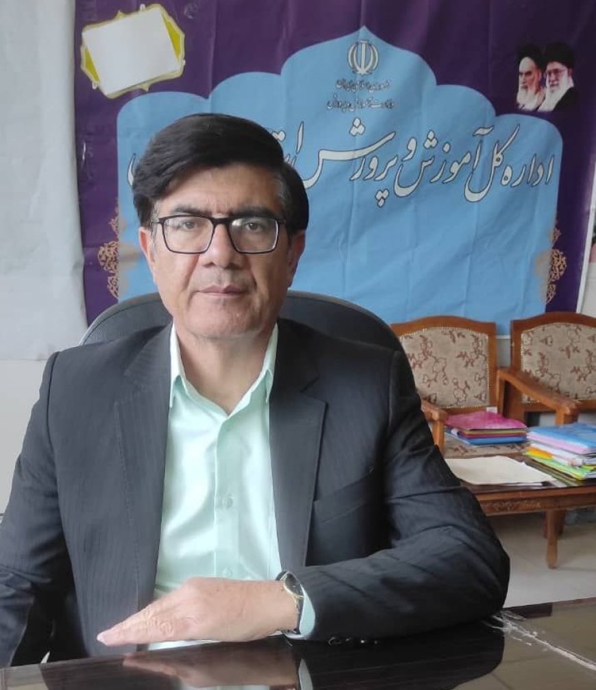 تجلیل از ٢٠١ نفر معلم نمونه در روز و هفته معلم در فارس