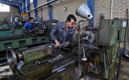 الفبای صنایع فارس بر تخته آموزش‌های مهارتی