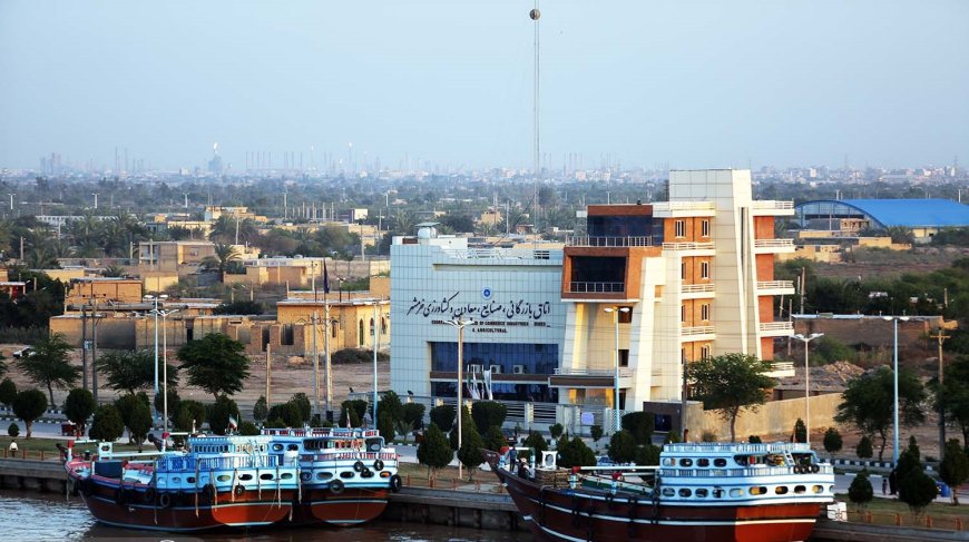 صنایع دریایی یکی از پتانسیل های مهم خوزستان است