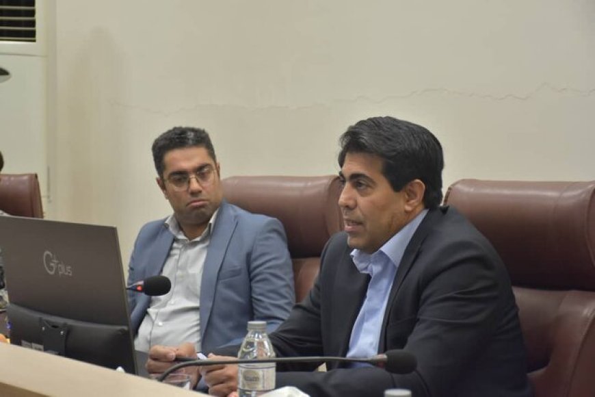 مدیرکل صمت استان تأکید کرد: ضرورت تجاری‌سازی ظرفیت‌های علمی برای توسعه صنعتی در فارس