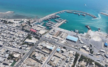 تخلیه کالا‌های اشتعال‌زا از بندر دیر