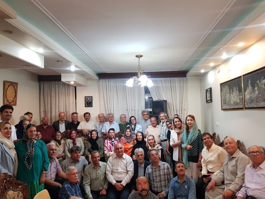 سروهای ایستاده فرهنگ و هنر