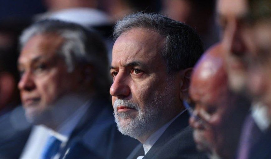 گفت و گوهای وزیرخارجه کشورمان با همتایان خود در اجلاس وزرای کشورهای اسلامی در استانبول