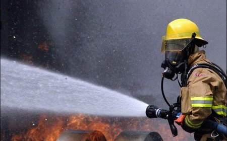 آتش‌سوزی در بازار بزرگ بندرعباس در کمتر از یک ساعت مهار شد