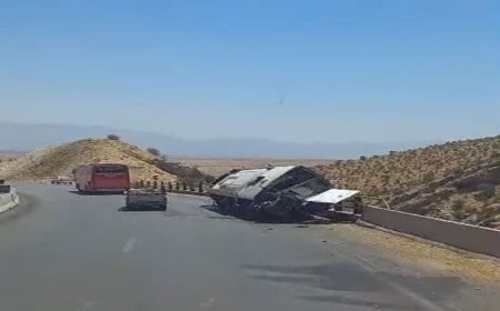 تعداد فوتی‌های حادثه واژگونی اتوبوس در فارس به 21 نفر رسید