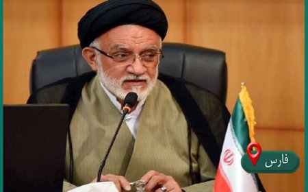 روحانیت با حضور مؤثر در عرصه تبیین، حافظ آبروی کشور باشد