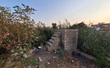 ارسالی از گچساران| محله سادات زیر سیل فاضلاب بیمارستانی