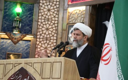 امام جمعه موقت شیراز: دفاع مقدس ۱۲ روزه عاملی مهم برای وحدت اسلامی است