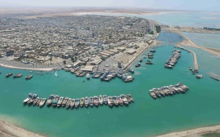 آغاز لایروبی بندر دیلم
