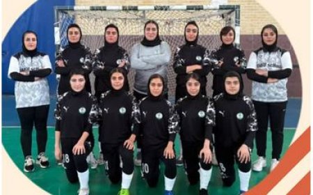 تیم فوتسال دختران سروستان قهرمان لیگ یک استانی