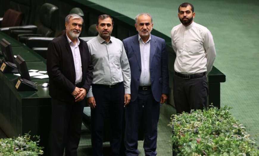 لغو سفر وزیر راه و شهرسازی به فارس در پی اعتراض چهار نماینده شیراز و زرقان