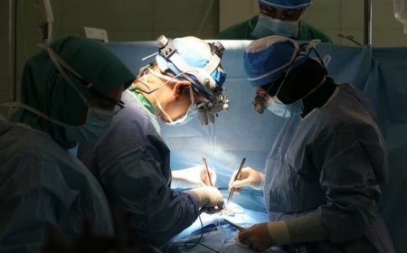 موفقیت تیم جراحی بیمارستان شهید محمدی در درمان سرطان روده بزرگ