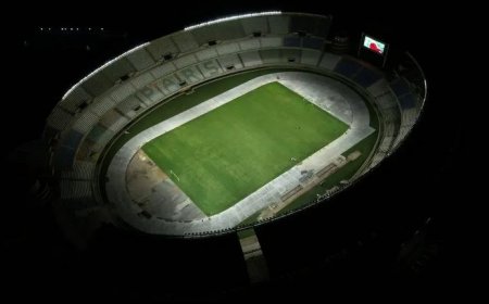 ورزشگاه پارس شیراز آماده میزبانی استقلال و پرسپولیس