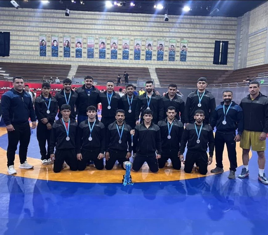 صعود تیم کشتی فرنگی فارس به لیگ برتر