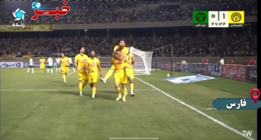 ادامه درخشش فجر با برد مقابل ذوب آهن/ رضا اسدی با گل شروع کرد