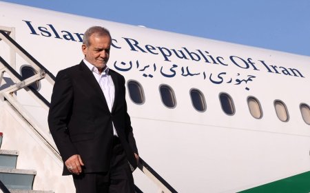 رئیس جمهور وارد بندرعباس شد