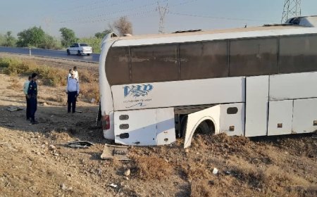 واژگونی اتوبوس در محور شوش – اهواز؛ سه نفر راهی بیمارستان شدند