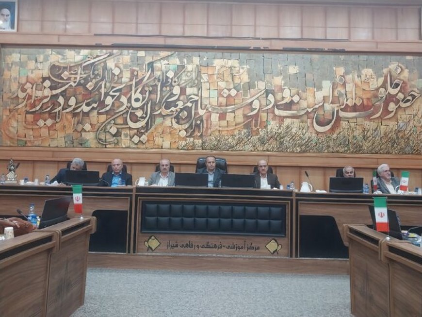 تأکید ستاد مردمی پزشکیان در فارس بر همدلی و انسجام ملی