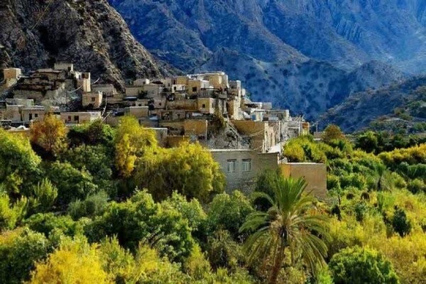مارین گچساران میزبان نخستین جشنواره انار