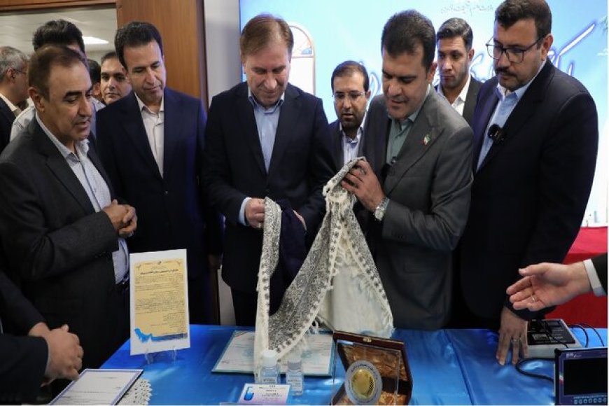 رونمایی از ۳ محصول دانش‌بنیان پارک علم و فناوری بوشهر با حضور معاون علمی رئیس‌جمهور