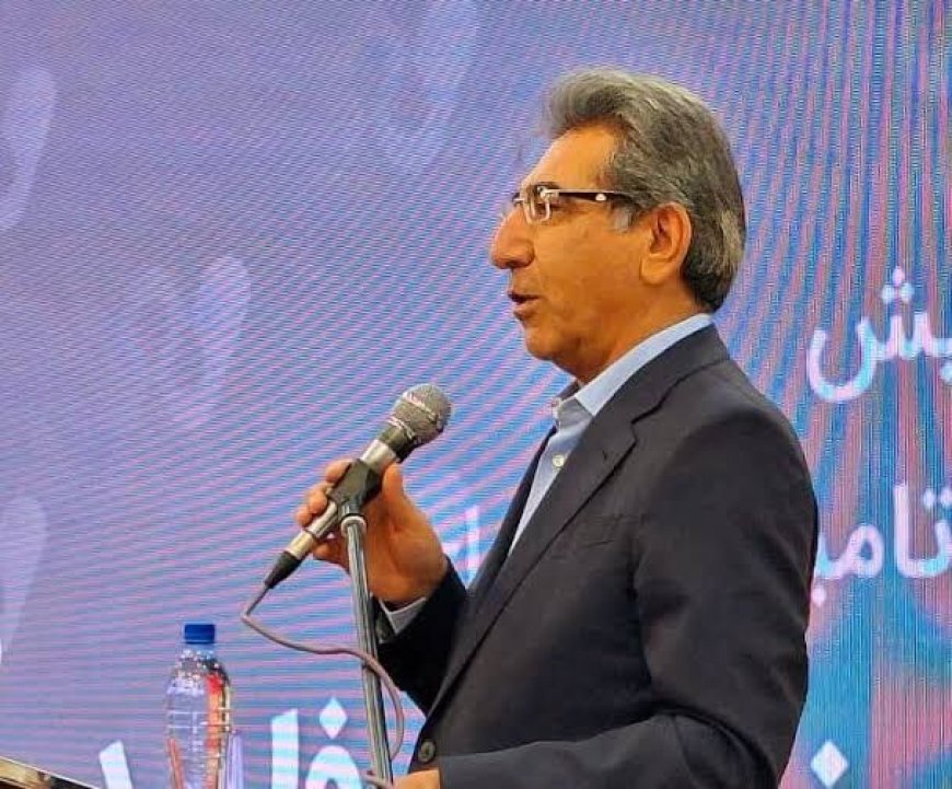 پدر علم بیوتکنولوژی ایران: نشستن و ایراد گرفتن، مشکلی را حل نمی‌کند
