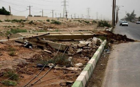 آتش‌سوزی در خیرآباد گچساران ۱۰ پایه برق را نابود کرد