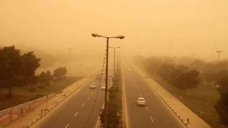 تشدید آلودگی هوا در خوزستان؛ دستور تسهیل دورکاری و مرخصی برای گروه‌های پرخطر