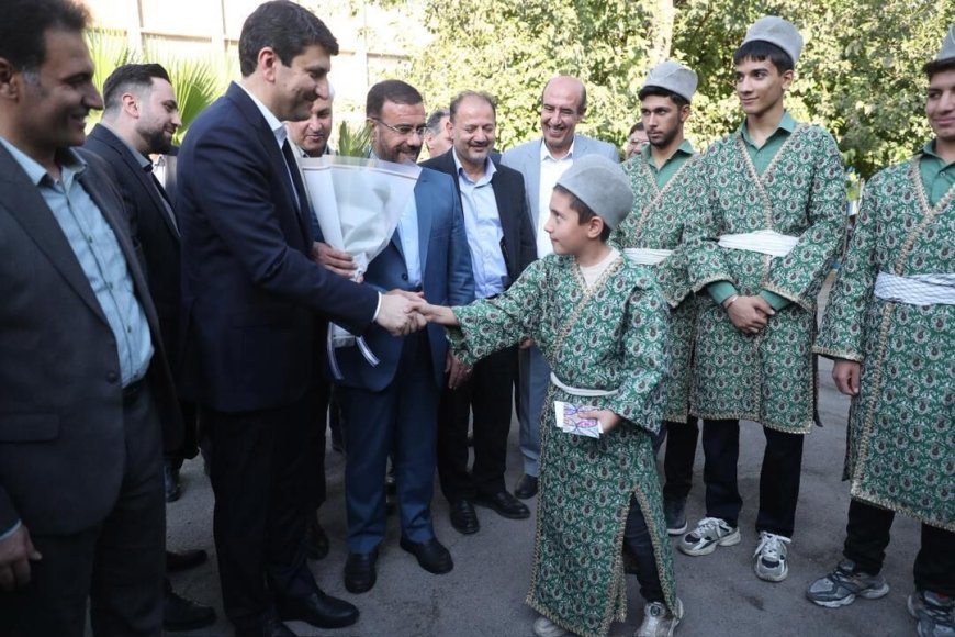 اتصال دبیرستان عشایری شهید بهشتی شیراز به شبکه فیبر نوری
