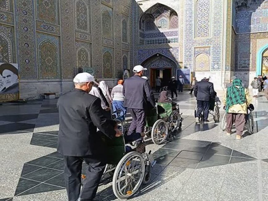 اعزام معلولان ارسنجان به مشهد برای نخستین‌بار