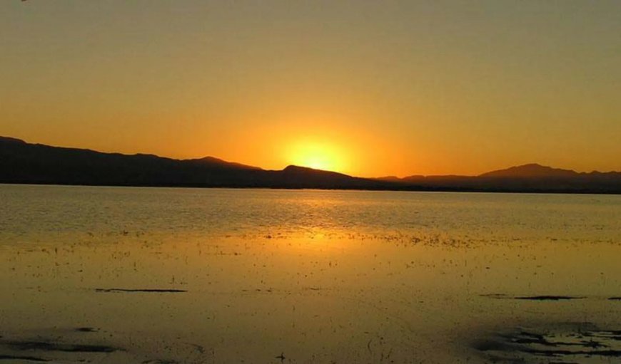 دریاچه فصلی خنج پس از ۴ سال دوباره جان گرفت