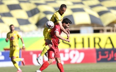 تساوی فجر سپاسی و پرسپولیس در نیمه اول