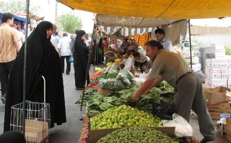 نبود بازارچه‌های شهری مناسب از مشکلات اساسی اهواز است/ نظارت ۷ تیم بر قیمت و عرضه کالا
