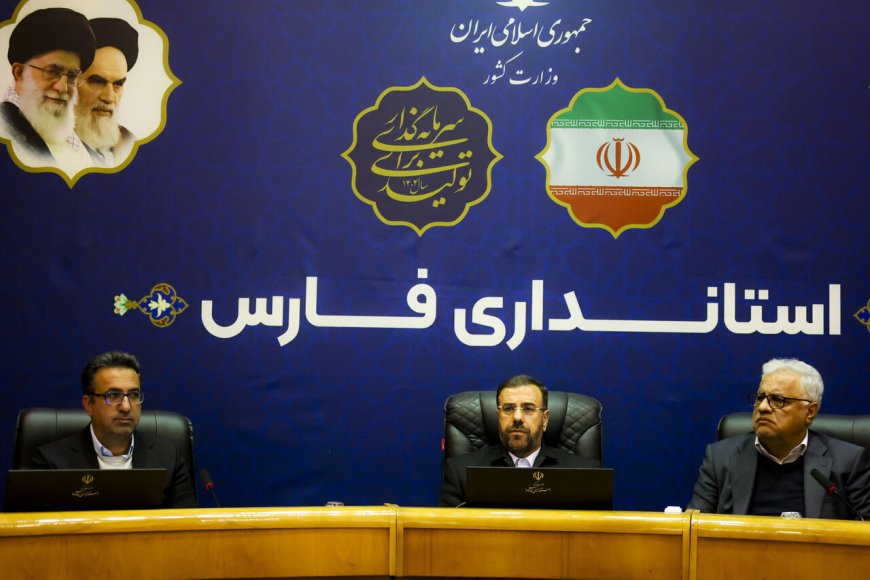 دستور استاندار فارس برای پایش مستمر پروژه‌های مسکن؛ ۱۲ هزار خانواده صاحبخانه می‌شوند