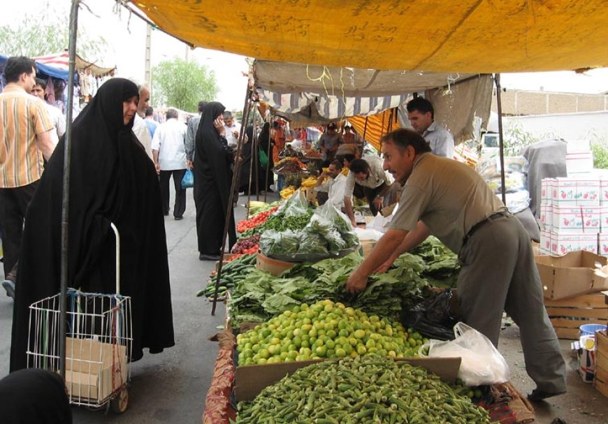نبود بازارچه‌های شهری مناسب از مشکلات اساسی اهواز است/ نظارت ۷ تیم بر قیمت و عرضه کالا
