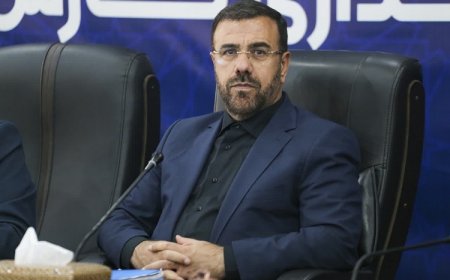 استاندار فارس: میراث رهبر شهید در علم و جهاد، مایه عزت و اقتدار ملی است