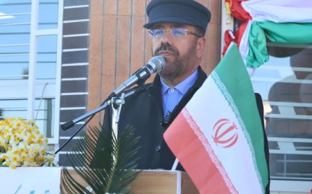 استاندار فارس: اجرای پروژه‌های ریلی نیازمند بازنگری است؛ راه‌آهن بدون بار اقتصادی نیست