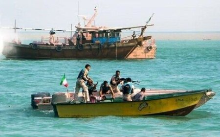 توقیف ۵ فروند شناور و کشف‌ ۲۳۰ میلیارد ریال کالای قاچاق در مرزهای آبی بوشهر